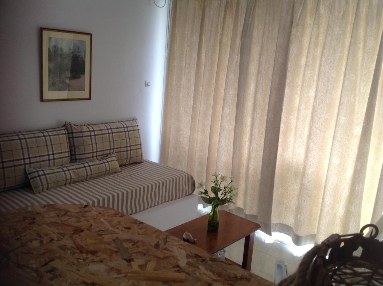 Panorama Apartment *